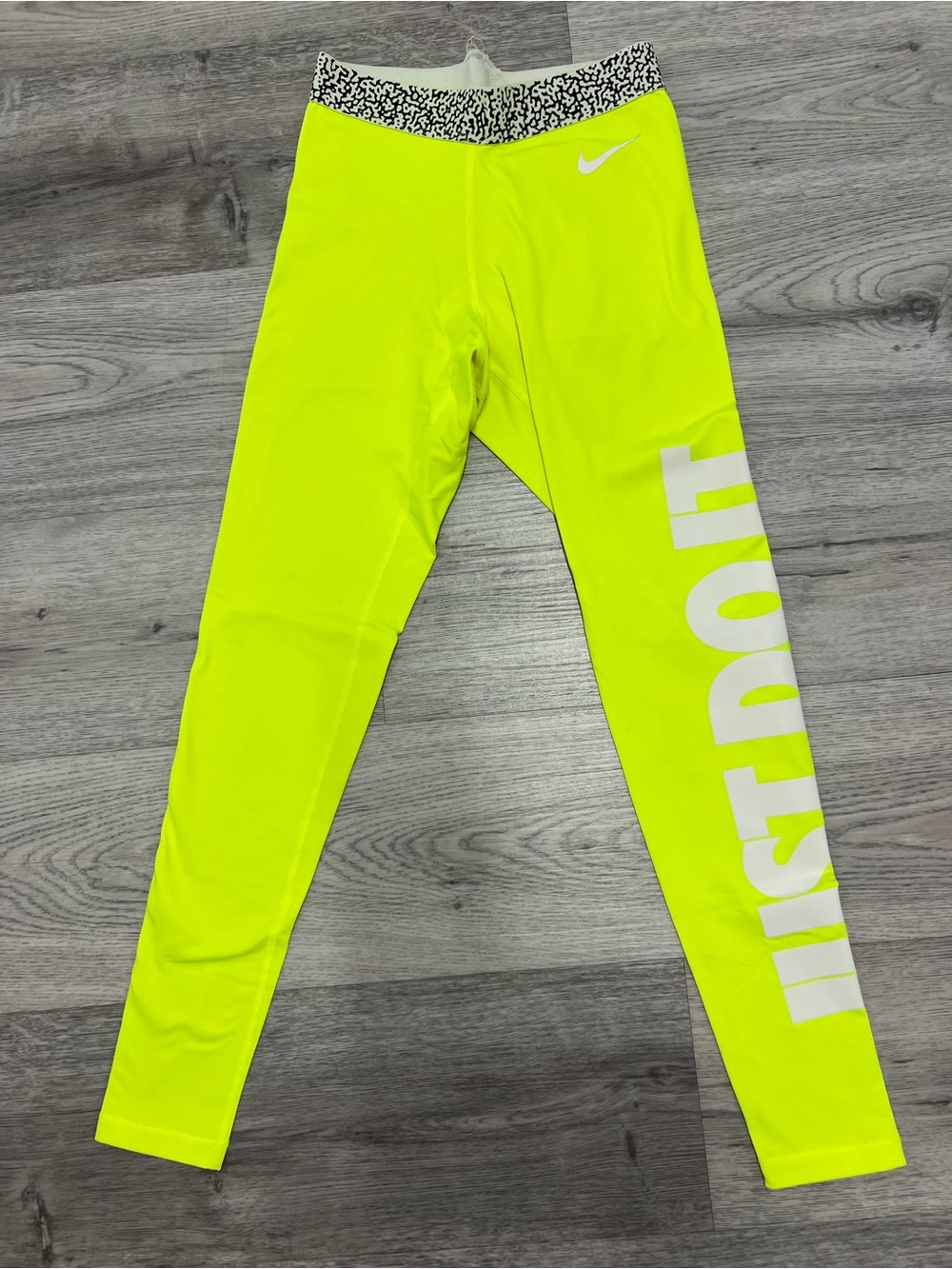 Nike Dri-FIT Just Do It Volt Neon Yellow Leggings XS